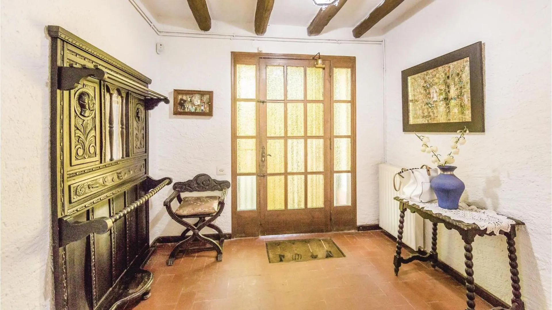 6 Bedroom Gorgeous Home In Riudoms Spain