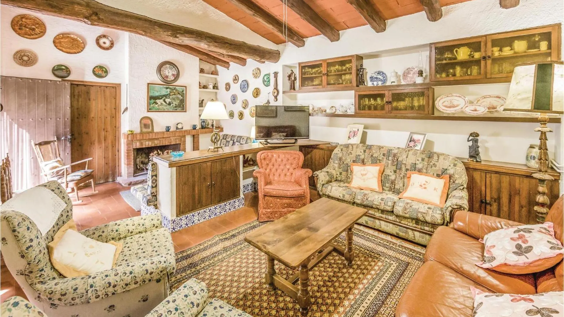 Holiday home 6 Bedroom Gorgeous Home In Riudoms